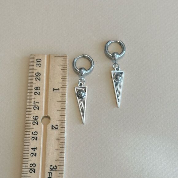 Silver Geometric Dangle Earrings M1241 - Picture 4 of 4